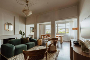 Tender is the Stay - Luxury designer 2BR Glenelg